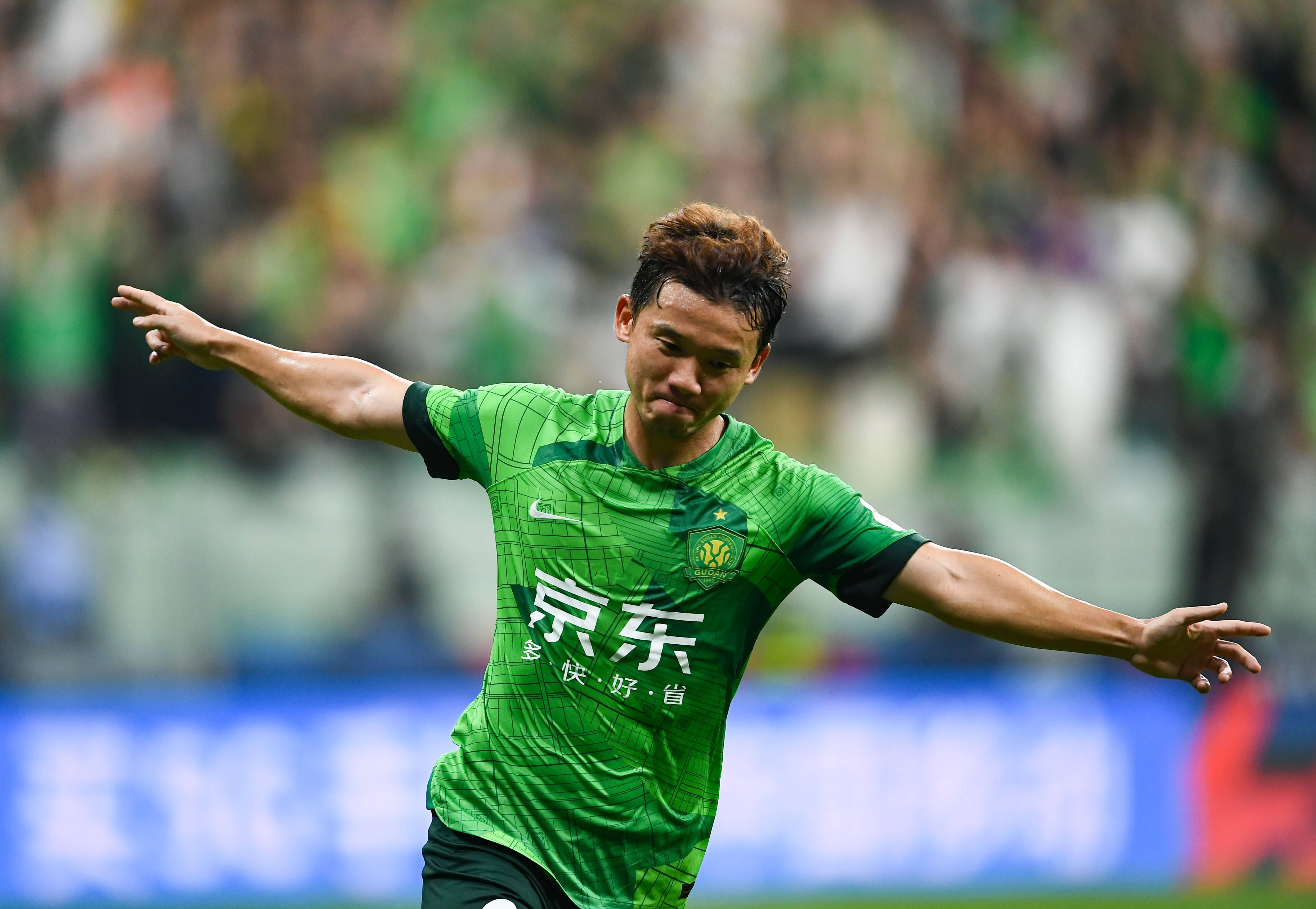 曼尼尼本场首秀，我执教时期已经有13名球员首秀，重要的是帮助孩子们成为罗马或其他俱乐部的职业球员。
